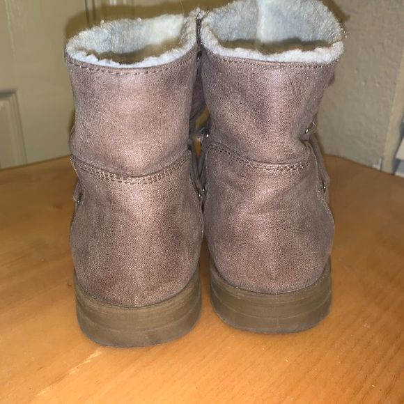 Cozy winter boots - Picture 2 of 3
